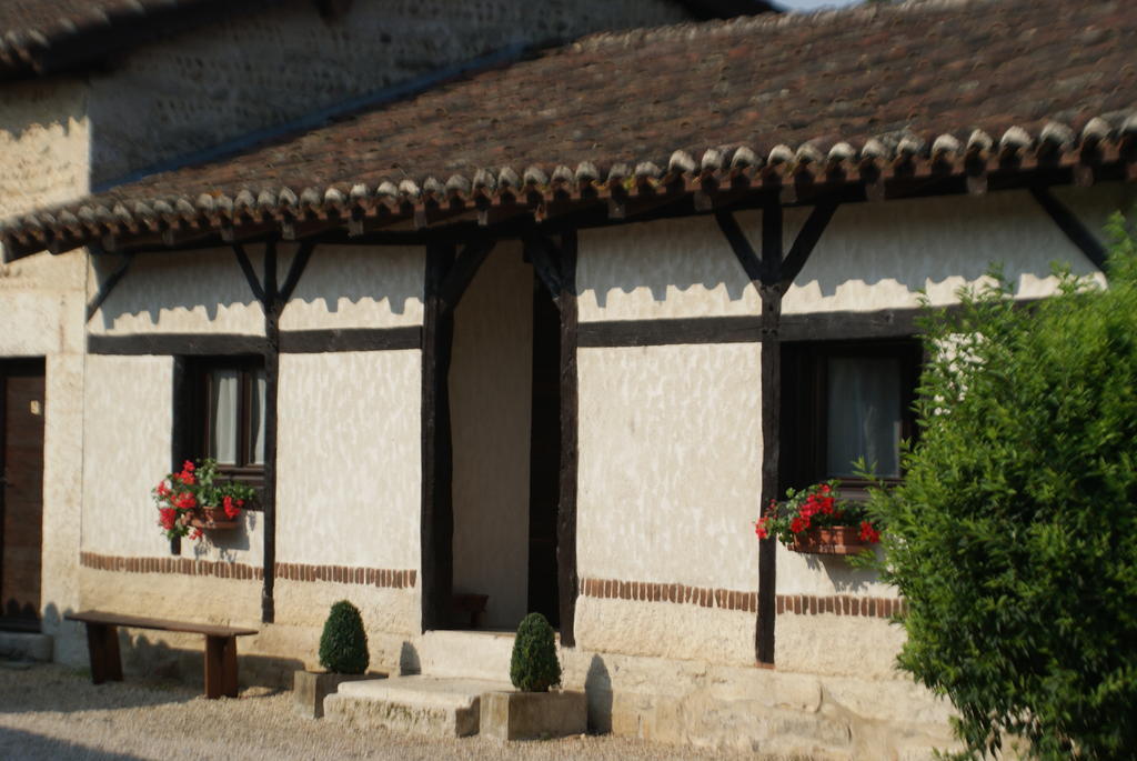 Bed and Breakfast Le Moulin De Champagne Viriat Zewnętrze zdjęcie